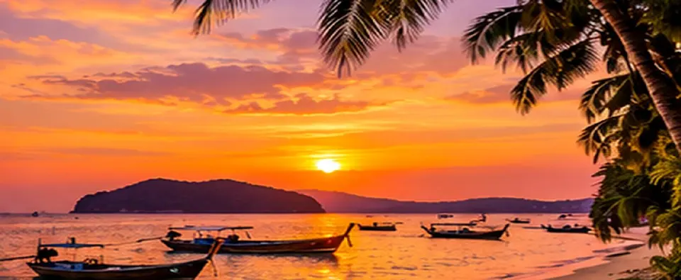 Sunset over the sea at Phi Phi